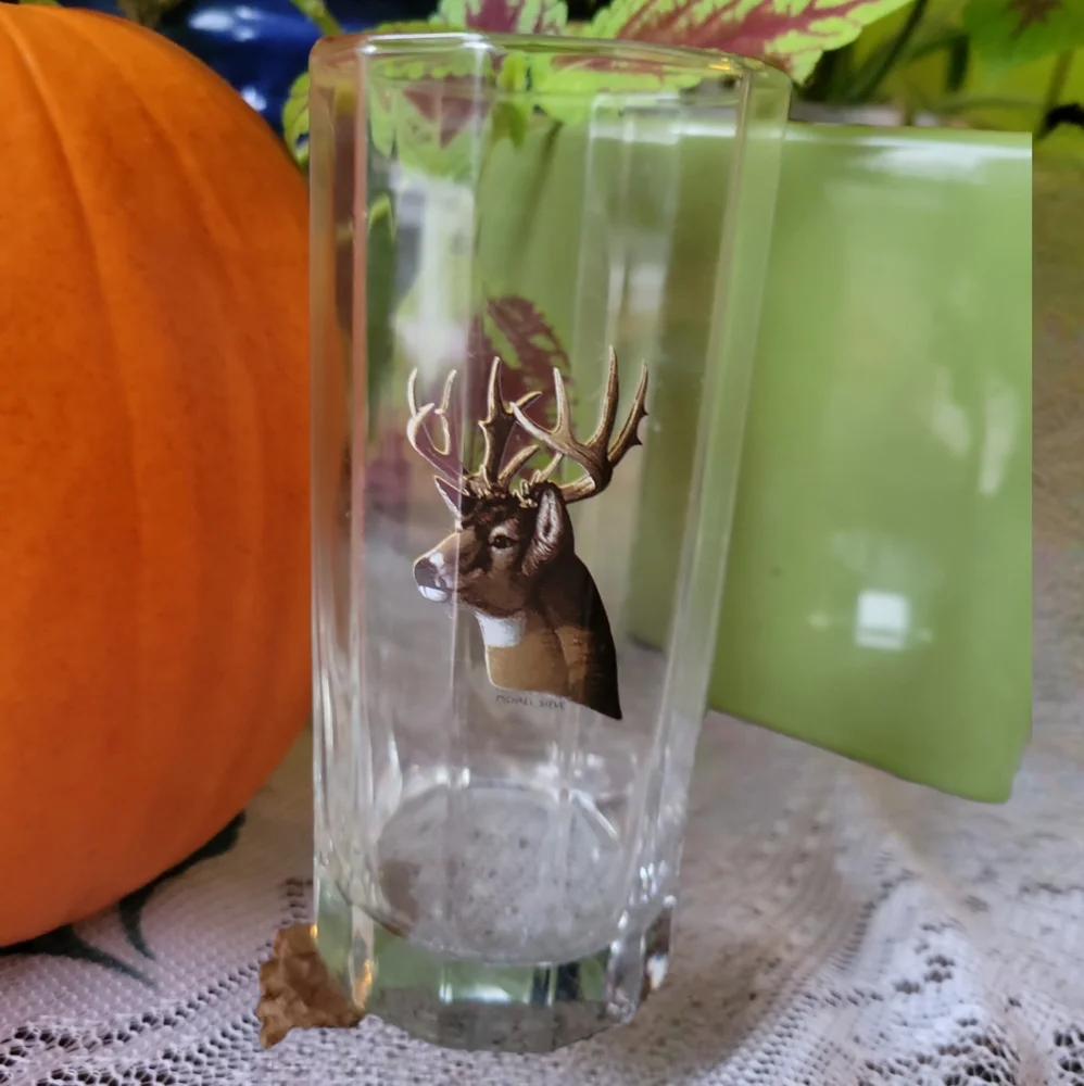 1 Vtg Whitetail Deer Portrait Mixer Panel Clear Beet Water Glass Michael Sieve